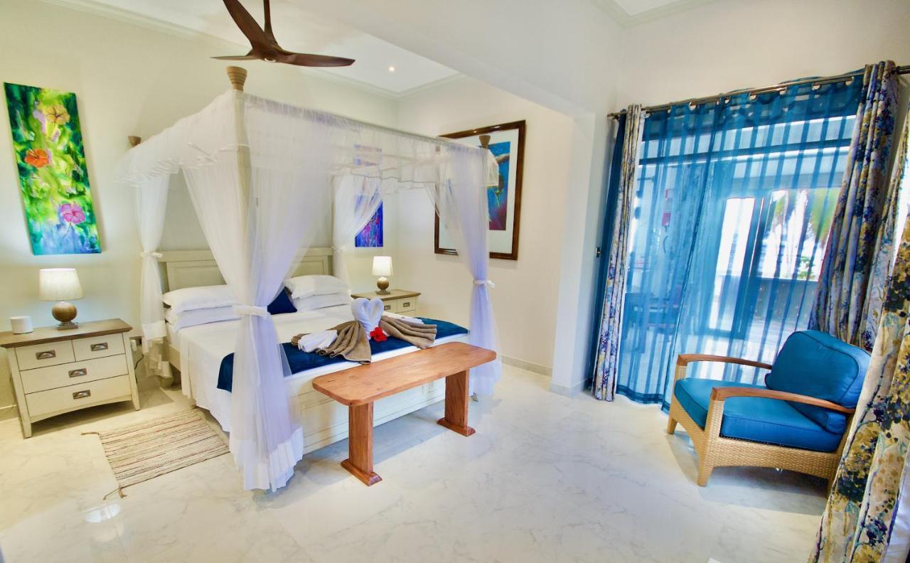 Sea Splash Self Catering And La Petite Maison 그랑당스 외부 사진