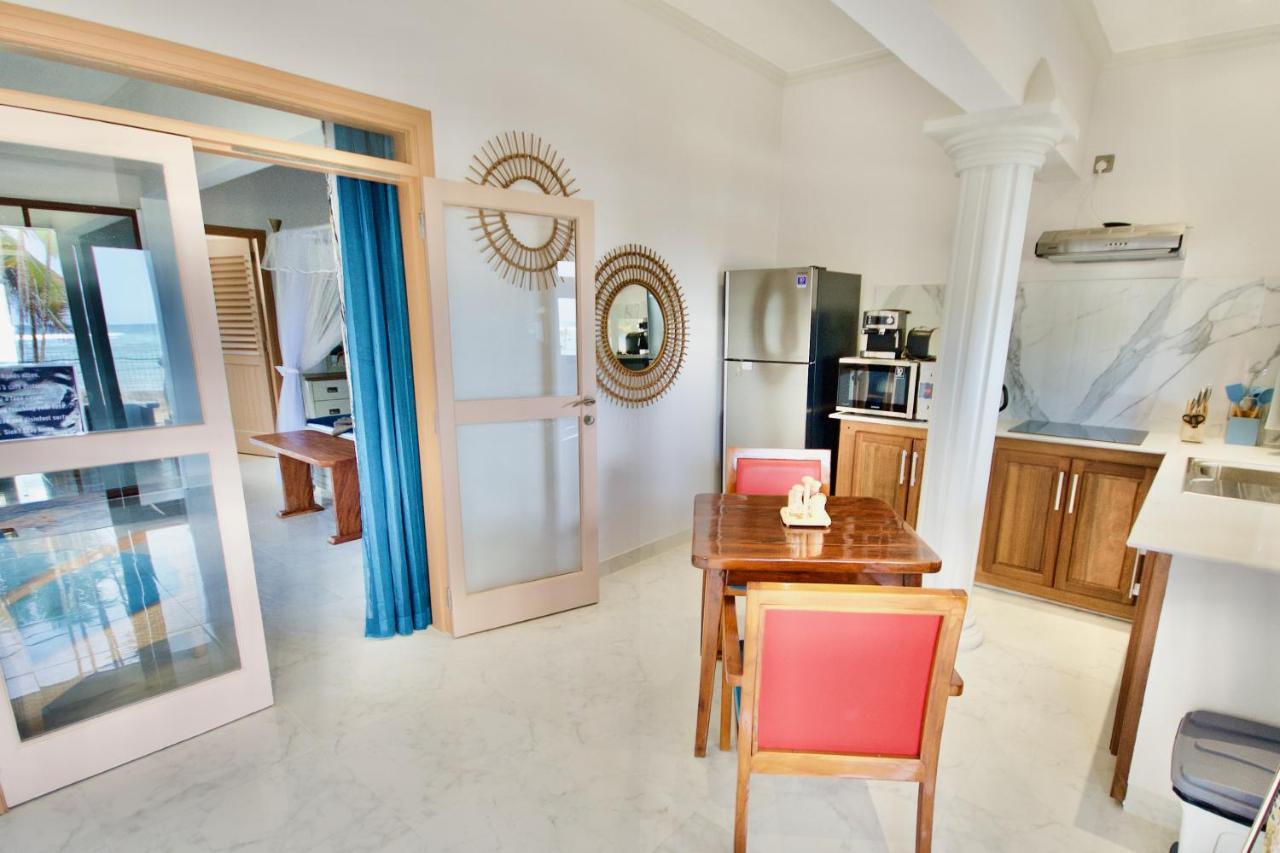 Sea Splash Self Catering And La Petite Maison 그랑당스 외부 사진