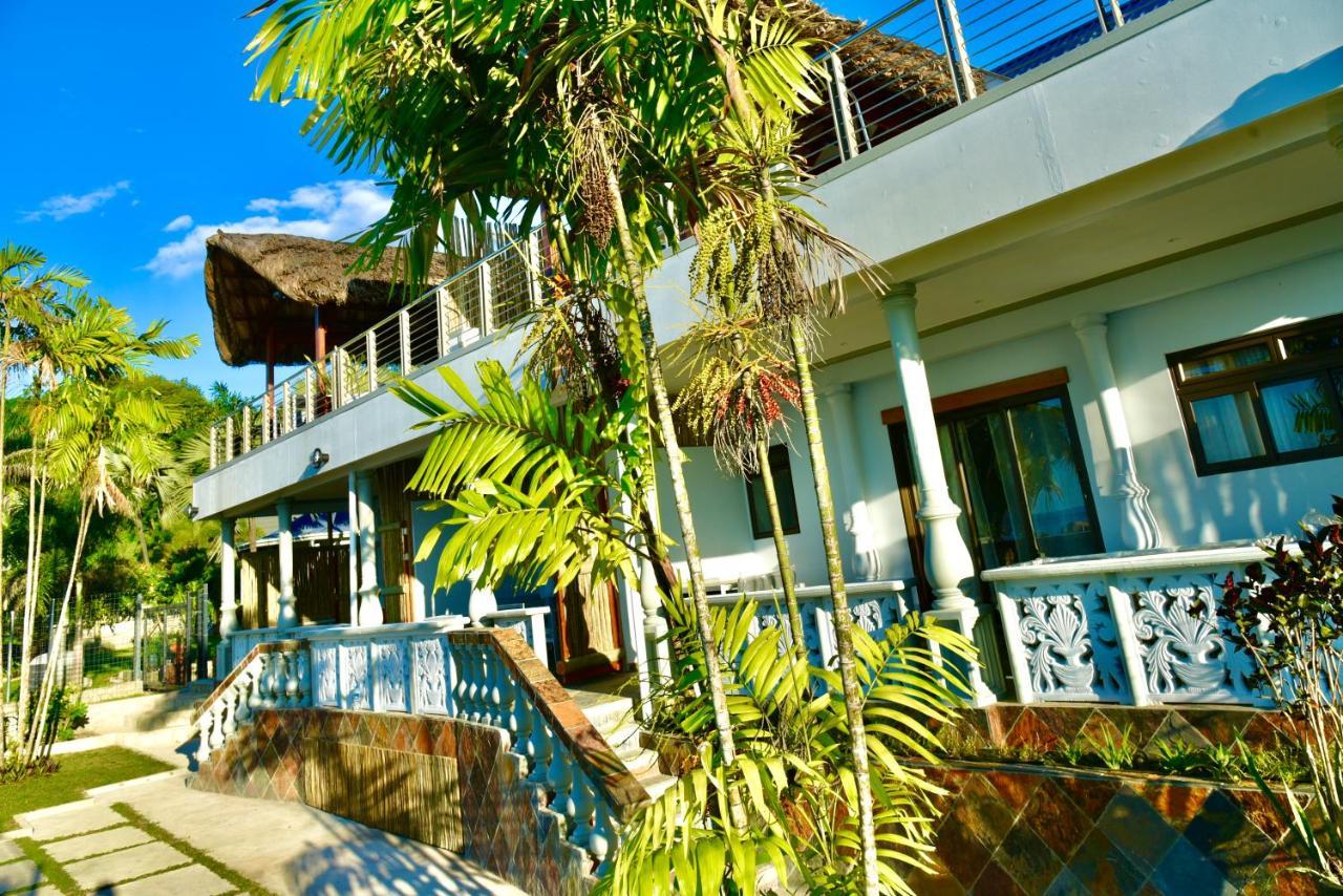 Sea Splash Self Catering And La Petite Maison 그랑당스 외부 사진